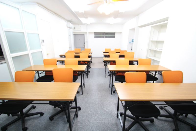 ワンコイン秋葉原中央改札口会議室 - 岩本町ビル