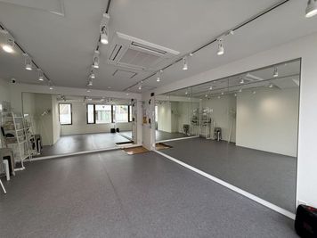 ルービー大倉山 スタジオ（ルービー大倉山　【room4】）の室内の写真