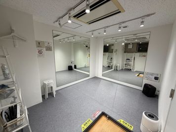 【渋谷駅徒歩3分】6.96㎡/ダンス・ヨガ・レッスンに適したスタジオです!個人練習に最適です! - ルービー渋谷3rd