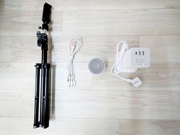 ・三脚
・Bluetooth対応スピーカー
・各種対応充電器
・電源タップ - STUDIOFLAG渋谷1号店 STUDIOFLAG渋谷1号店/マシンピラティスレンタルスタジオの室内の写真