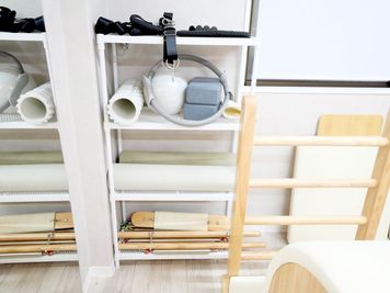 ・備品各種 - STUDIOFLAG渋谷1号店 STUDIOFLAG渋谷1号店/マシンピラティスレンタルスタジオの室内の写真