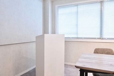 演台 - MINATO HUB 浜松町の設備の写真