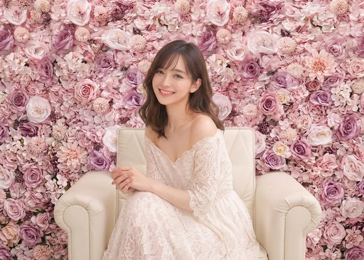 【渋谷・三軒茶屋エリア】駅チカ・自然光×白壁×バラ撮影スタジオ - ライラスタジオ駒沢