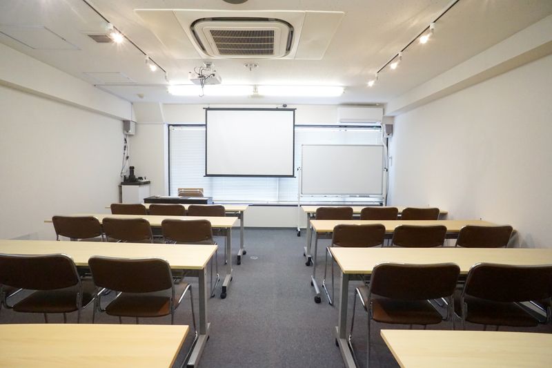 新大阪の会議室『新大阪セミナーオフィス　ルームＯ-６』 - 新大阪セミナーオフィスＯ６、７