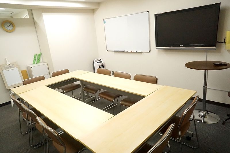 ルームＯ-２ - 新大阪セミナーオフィスＯ-１～３