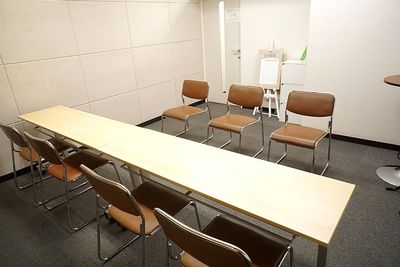 新大阪セミナーオフィスＯ-１～３ ルームＯ-２の室内の写真