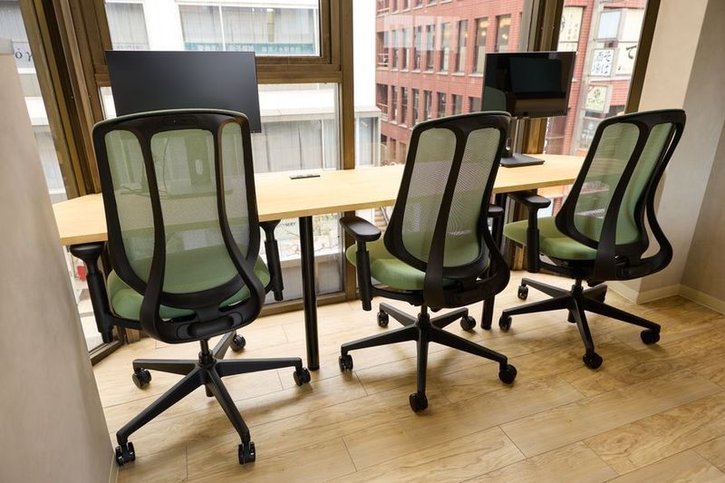 【4F貸切30人OK】BOTTOS没頭作業カフェ 御茶ノ水駅前店 - BOTTOS 没頭作業カフェ　御茶ノ水駅前店