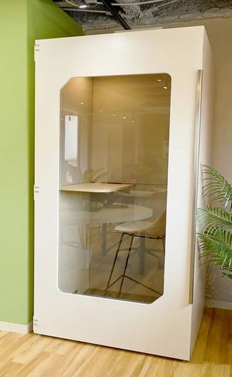 【4F貸切30人OK】BOTTOS没頭作業カフェ 御茶ノ水駅前店 - BOTTOS 没頭作業カフェ　御茶ノ水駅前店