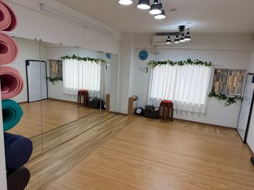 《VILLENT梅田ダンススタジオ402》駅1分/飲食OK/設備無料/更衣室/光Wi-Fi - 《VILLENT西梅田》