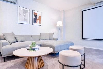 MINATO HUB 浜松町の室内の写真