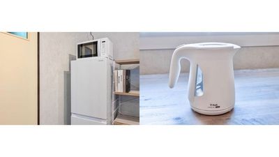 冷蔵庫、電子レンジ、電子ケトル - MINATO HUB 浜松町の設備の写真