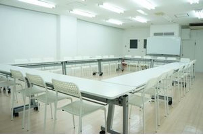 映画鑑賞、イベント、オフ会 - レンタルスペースフォレスト