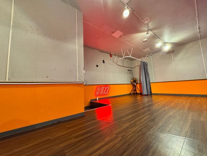 Bst - 福岡博多 レンタルスタジオ　STUDIO BUZZ