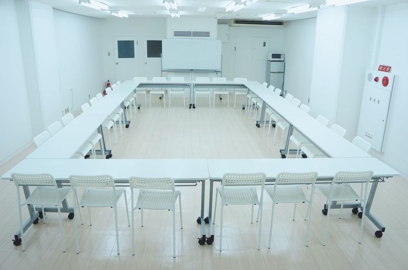 映画鑑賞、イベント、オフ会 - レンタルスペースフォレスト