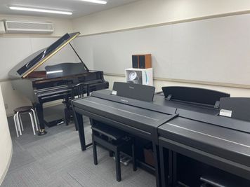 ヤマハミュージック直営教室【紙屋町東電停徒歩3分】ピアノ・クラビノーバの練習ができるお部屋です！ - ミュージックアベニュー広島