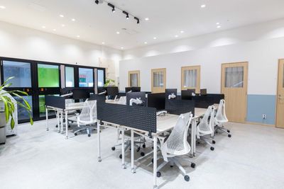 さまざまなニーズにお応えるできる、あなたのためのコワーキングスペース。 - サンエーパルコシティ docomo howlive Urasoe