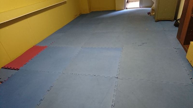 半地下の資材置き場&作業場&自由スペース - ASJ 常盤台倉庫