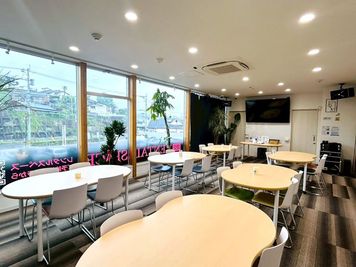スペース内全景 - レンタルスペース LIGHT/CASA レンタルスペースの室内の写真