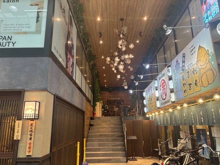 Garden Lounge -ガーデンラウンジ- - 天満ガーデン　Tenma Garden