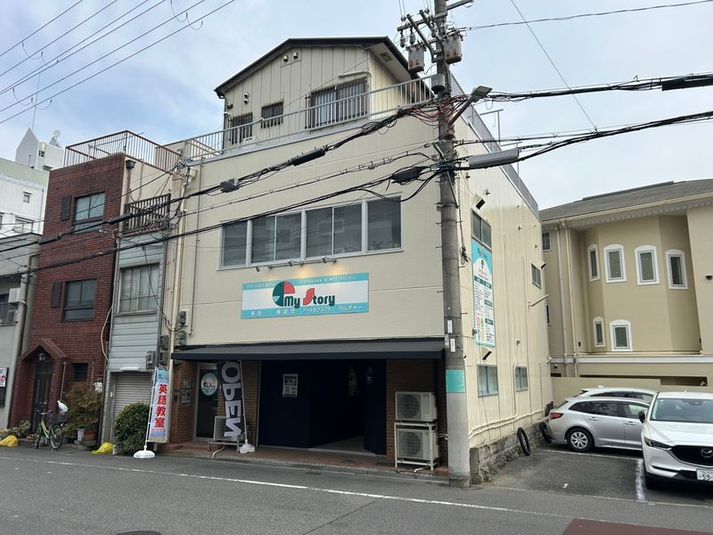 6名用会議室 - いいオフィス玉造 by BEL～Brick Enter Lab～