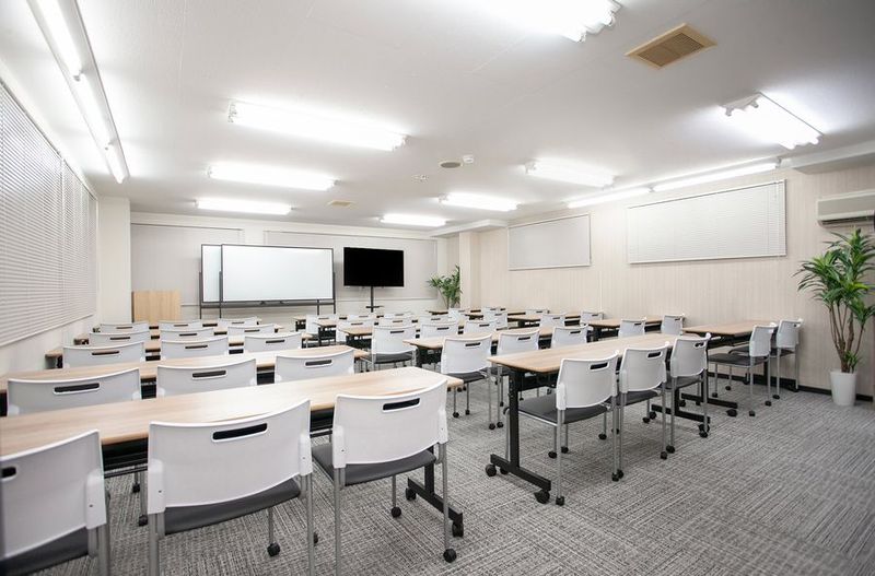 【ROOMs茅場町店 】東京メトロ日比谷線/東西線茅場町駅 2分 - 貸会議室ルームス　茅場町店