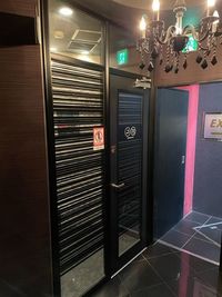 カラオケビッグエコー 赤坂見附本店 Room 11の室内の写真
