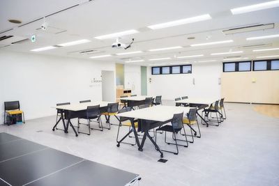 ステージ台脇から撮影した様子 - AoCAN(株式会社ライフキャリアcircle) AoCAN【OPEN記念キャンペーン中】の室内の写真
