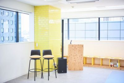 スピーカー、マイク等の設備あり。 - AoCAN(株式会社ライフキャリアcircle) AoCAN【OPEN記念キャンペーン中】の設備の写真