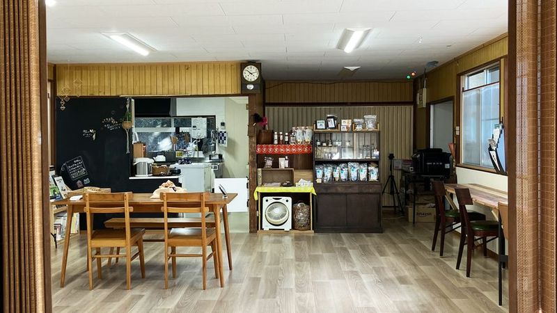 たまプラーザ・あざみ野｜自然素材の静かな多目的少人数スペース - C2ラボ元石川