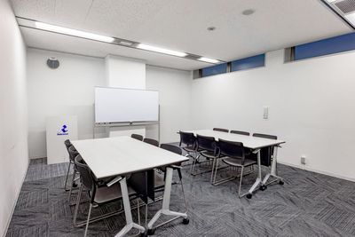S206会議室：グループ形式 - リファレンス西新宿大京ビル貸会議室 S206の室内の写真