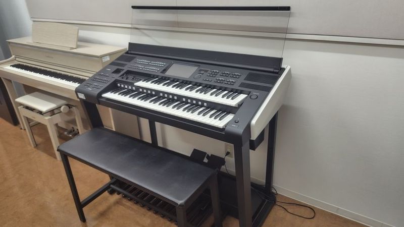 エレクトーン・クラビノーバ部屋 M1番教室 - ミュージックアベニュー倉敷