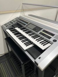 ELS-02C - ミュージックアベニュー広島 ピアノ・エレクトーン練習室401教室の設備の写真
