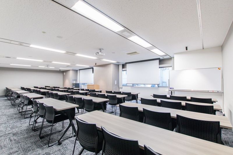 S506会議室：スクール形式 - リファレンス西新宿大京ビル貸会議室 S506の室内の写真