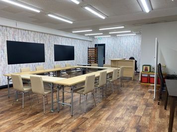受付カウンターで来場者を迎えられます - ３０Ｘ（サンマルクロス） レンタルスペースの室内の写真