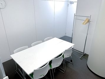 ビジョンセンター有楽町 3F 304室の室内の写真