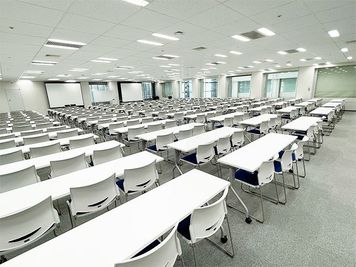 ビジョンセンター新宿マインズタワー 13F 1302室の室内の写真
