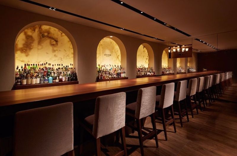 名古屋駅付近の大人空間のBAR🍷
撮影利用も可能です📸 - Relax BAR 名駅三丁目 Relax BAR 名駅三丁目｜イベント・撮影利用📸の室内の写真
