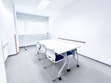 会議・商談・小規模研修に最適|設備充実の都心会議室。スタッフ常駐で安心。 - ビジョンセンター虎ノ門 溜池山王