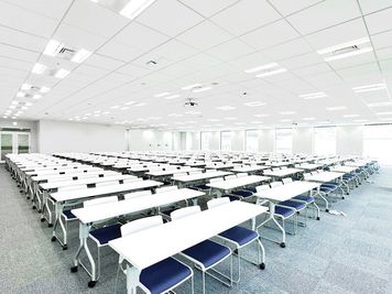 ビジョンセンター横浜みなとみらい 7F 701室の室内の写真