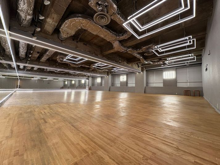 BUZZ名古屋本店1st｜リハーサルやイベントにおすすめ！ - 【BUZZ名古屋本店】ダンスレンタルスタジオ 24時間OK