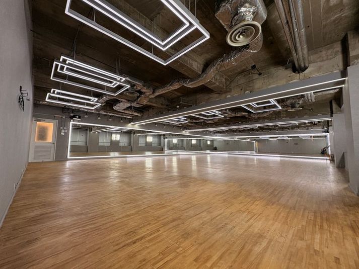 BUZZ名古屋本店1st｜リハーサルやイベントにおすすめ！ - 【BUZZ名古屋本店】ダンスレンタルスタジオ 24時間OK