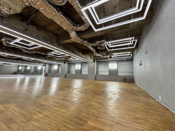 BUZZ名古屋本店1st｜リハーサルやイベントにおすすめ！ - 【BUZZ名古屋本店】ダンスレンタルスタジオ 24時間OK