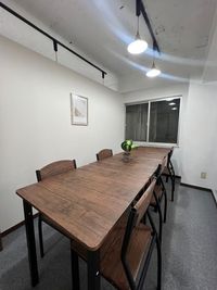 アノヒ BASE シェアオフィスの室内の写真