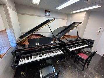 ヤマハミュージック直営教室!【八幡駅徒歩7分】S3Xあり!2台のグランドピアノが弾けるお部屋です♪ - 浜松中央センター
