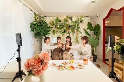 要町駅近くのおうちスぺースです✨
撮影利用にも人気となっております📸 - Relax one 西池袋1st Relax one 西池袋1st｜貸会議室🖊駅チカ🚶の室内の写真