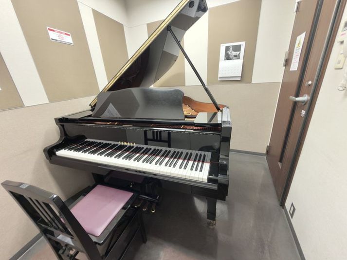 グランドピアノ防音部屋 S6教室 - ミュージックアベニュー自由が丘