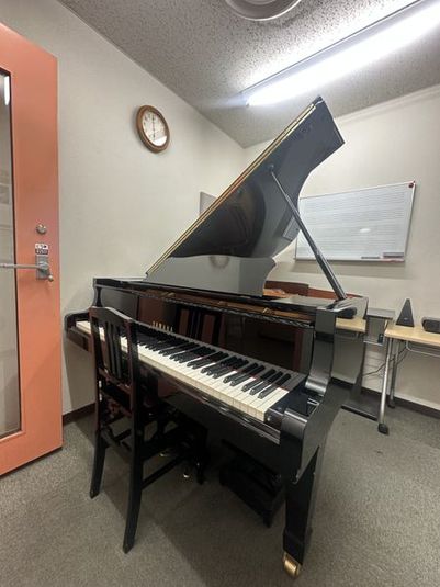 グランドピアノ防音部屋　S1教室 - ㈱ヤマハミュージックジャパン　学芸大学センター