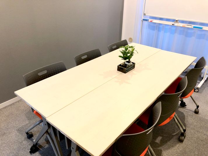 貸会議室/個室/8名/清潔/格安 - MEETINGROOM 85