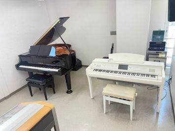 ヤマハミュージック直営教室!【五稜郭エリア】グランドピアノが練習できるお部屋です♪M教室 - 五稜郭センター