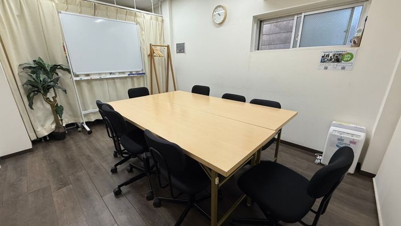 RAKUNA上野・御徒町 B号室の室内の写真